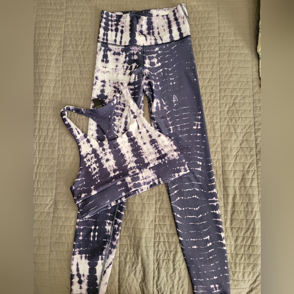 Savvi Sports Bra & matching leggings